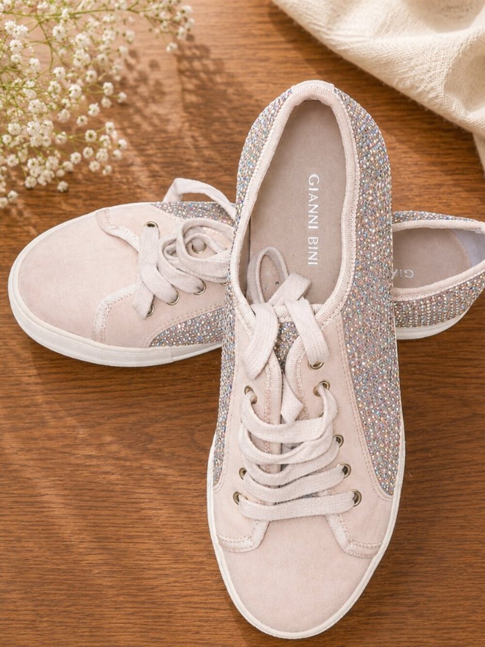 Gianni Bini 9M Leather Rhinestone Sneakers Prom Wedding NWT